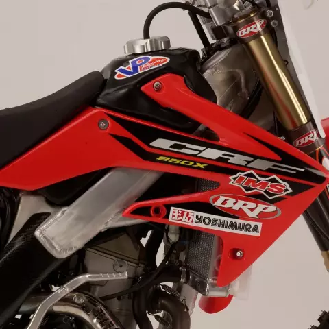 CRF250R'04-09 - IMS 2.6 Gal. Fuel Tank